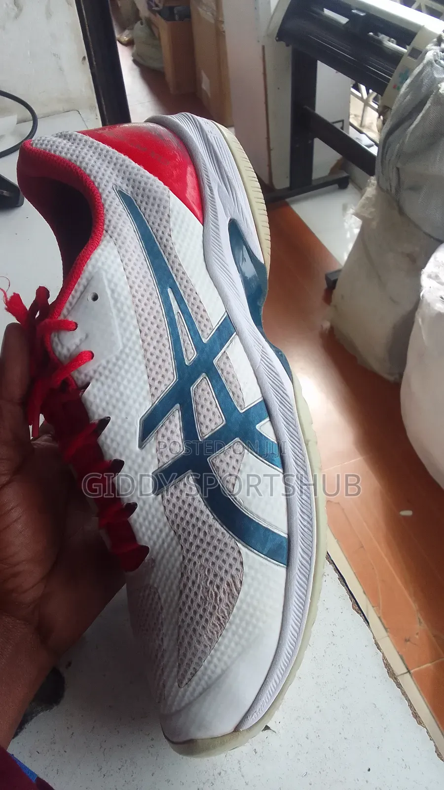 Running Shoes(Aasics)Size9.5uk Mtumba