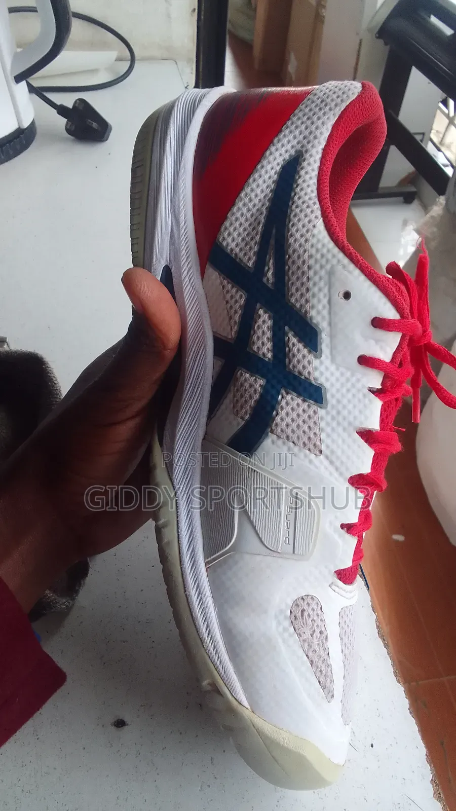Running Shoes(Aasics)Size9.5uk Mtumba