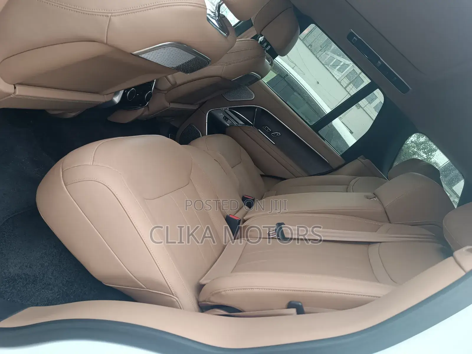 Land Rover Range Rover 2024 White
