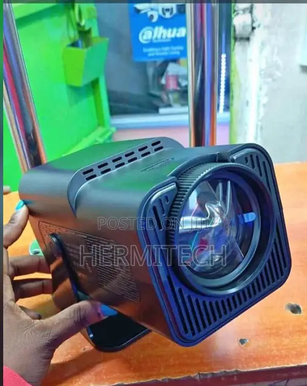 Hy320 Pro Mini Stand Video Projector Wireless Wifi