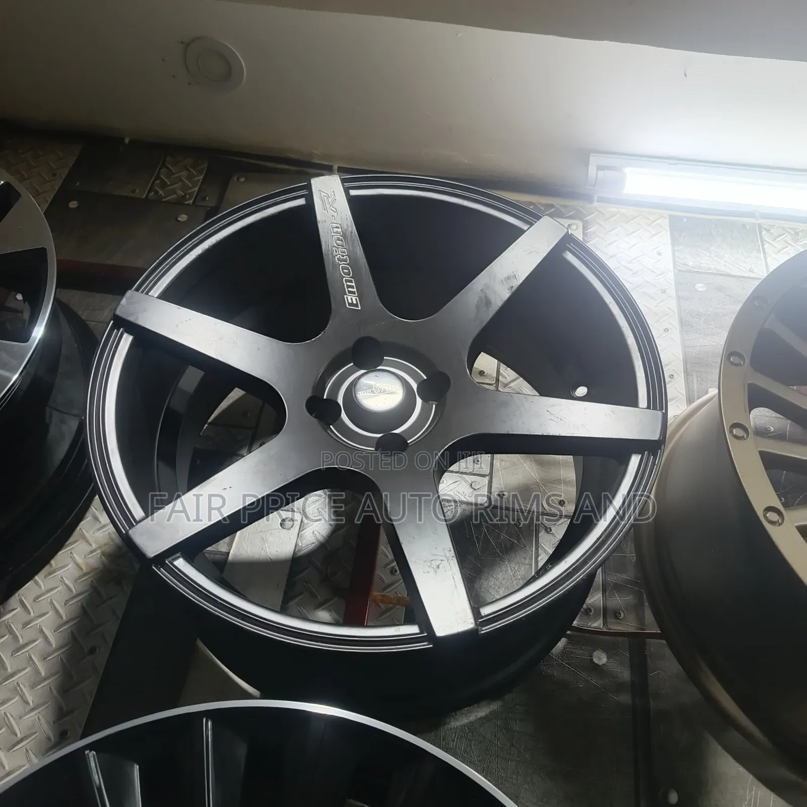 Sports Rims Size 17/4/100 Semi Offset Rims