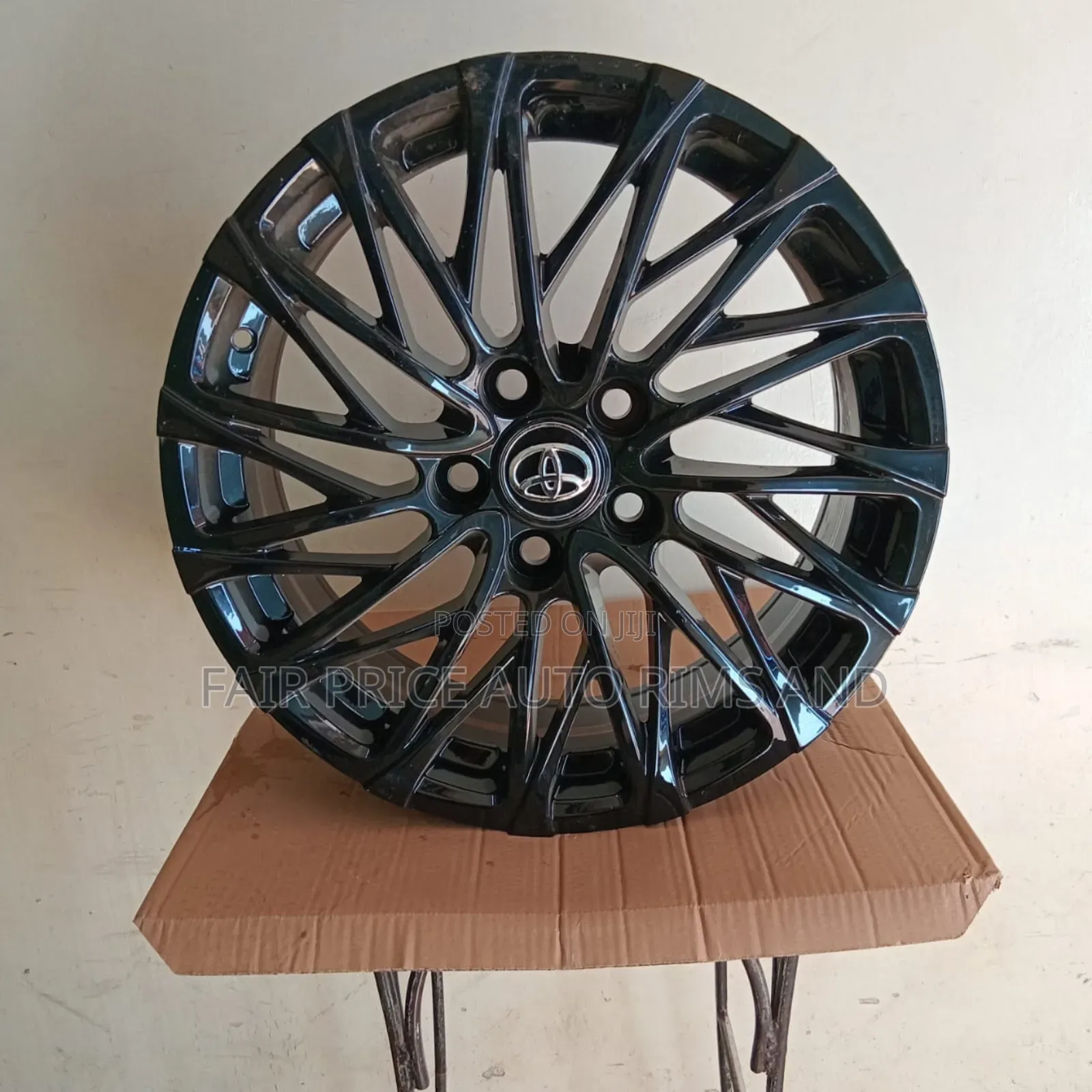 Size 17/5/114 Lexus Rims Black