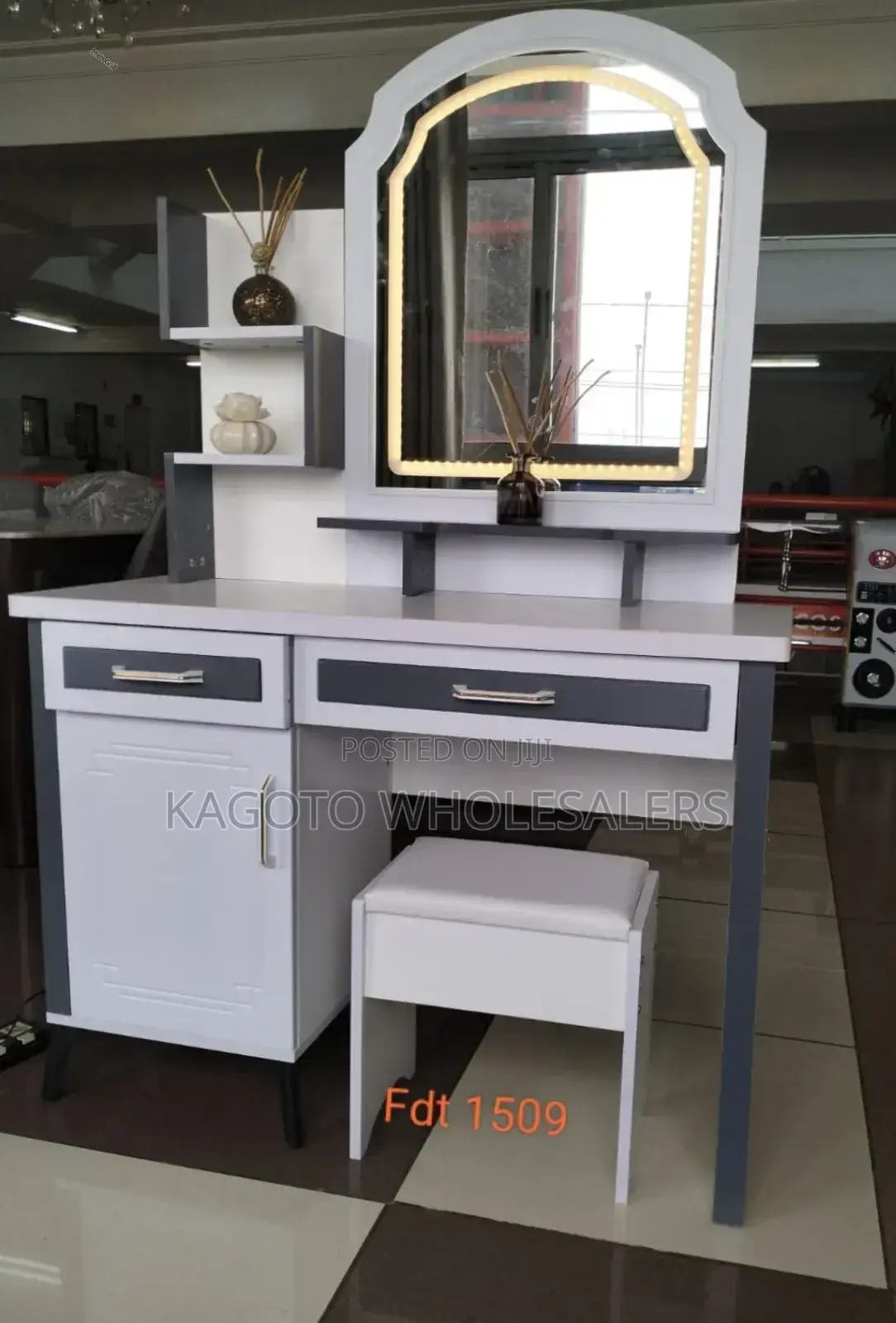 White Executive Dressing Mirror