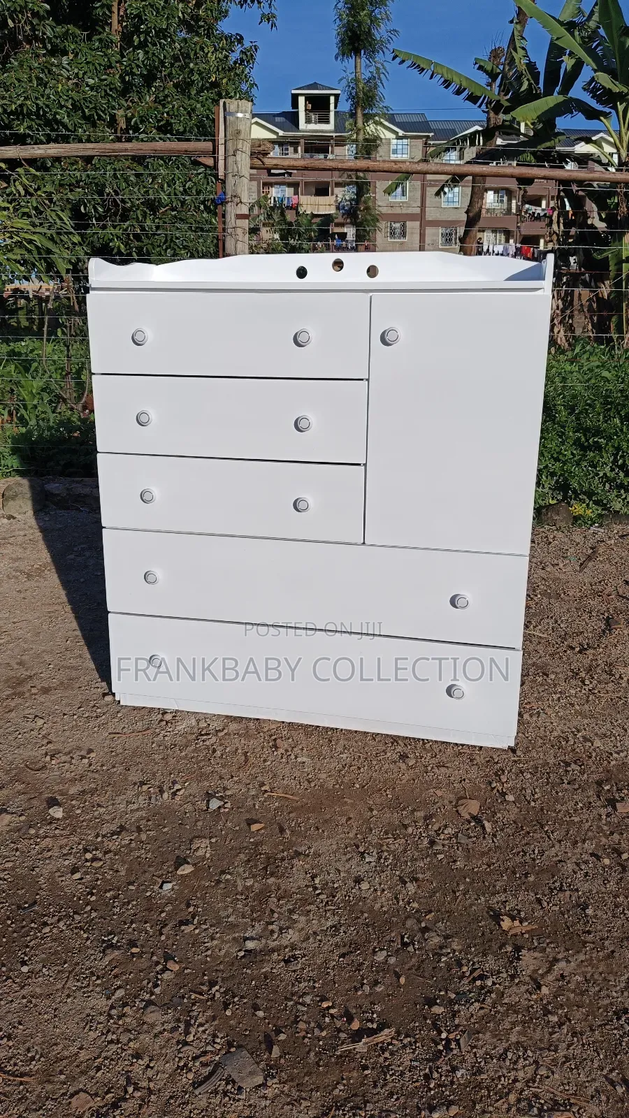 Spacious 4×4ft Chest of Drawers