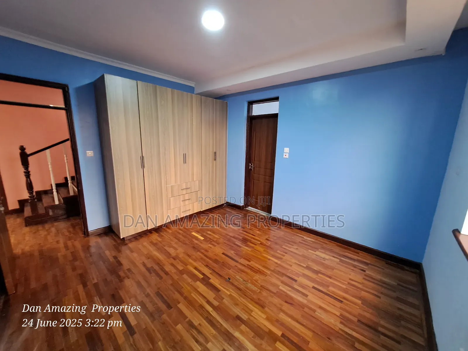 4bdrm Maisonette in Maragara Rd, Kibiku for sale