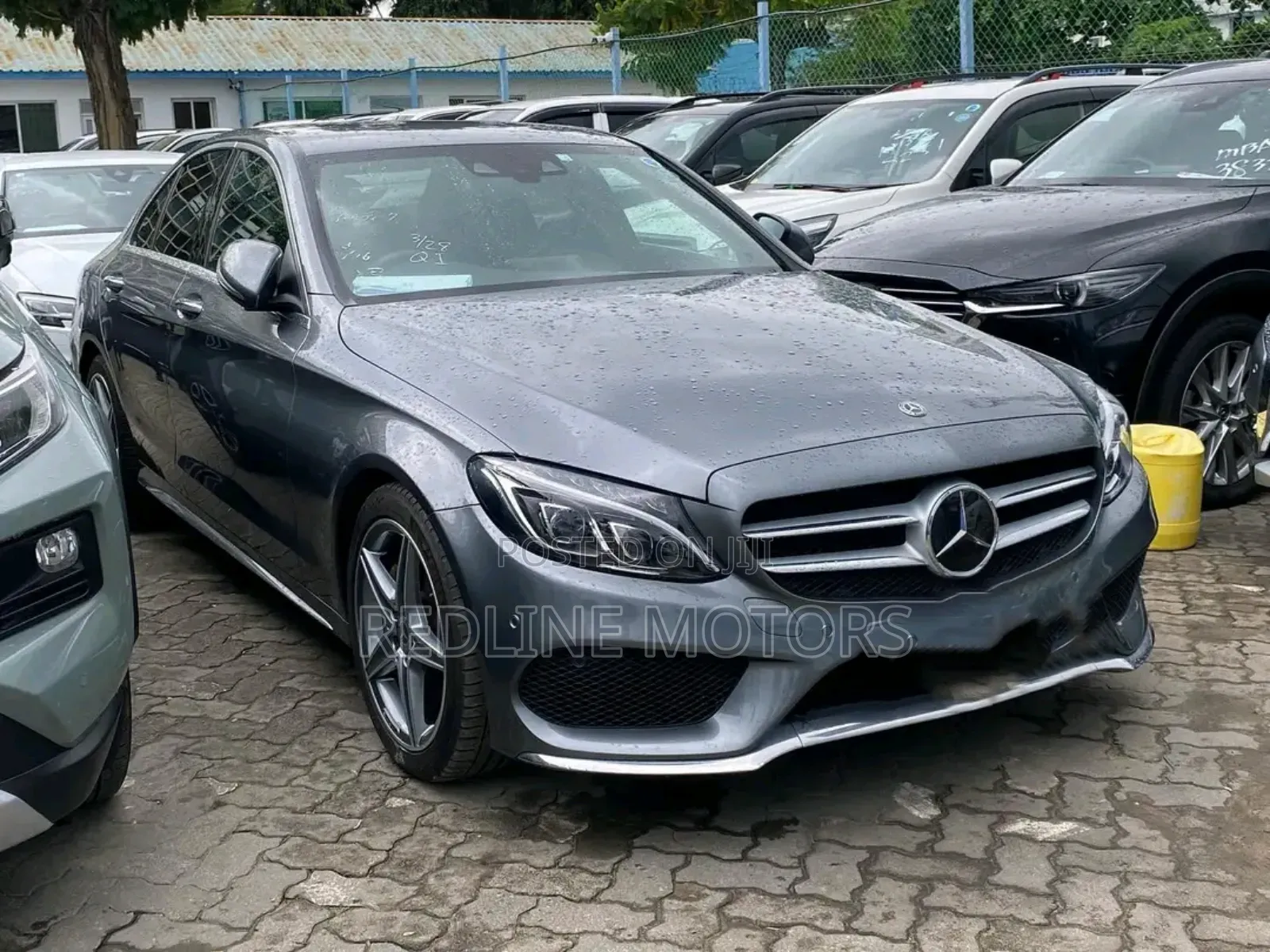 Mercedes-Benz C200 2018 Gray