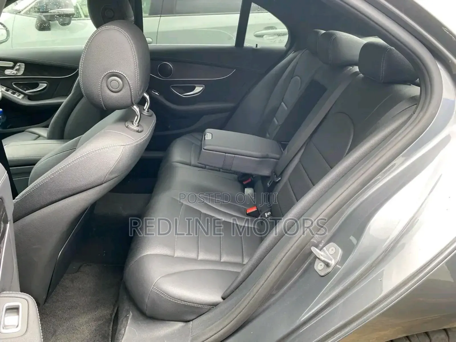 Mercedes-Benz C200 2018 Gray
