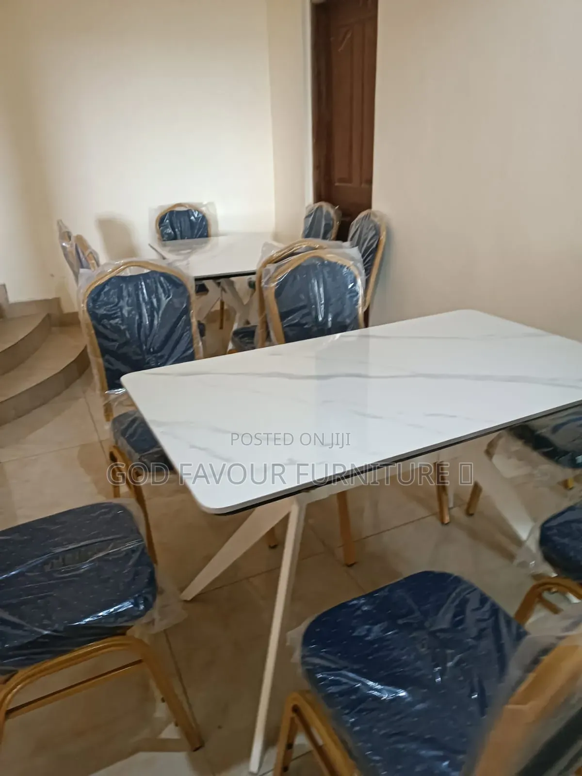White Quality Dining Table/Hotel Table With 6 Chairs Tfw4