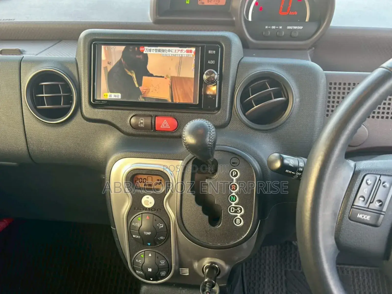 Toyota Spade 1.5 2018 Brown