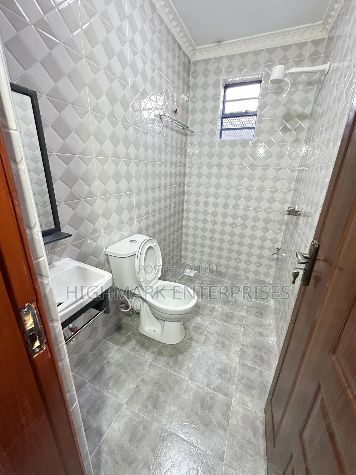 4bdrm Mansion in Acacia, Kitengela for sale