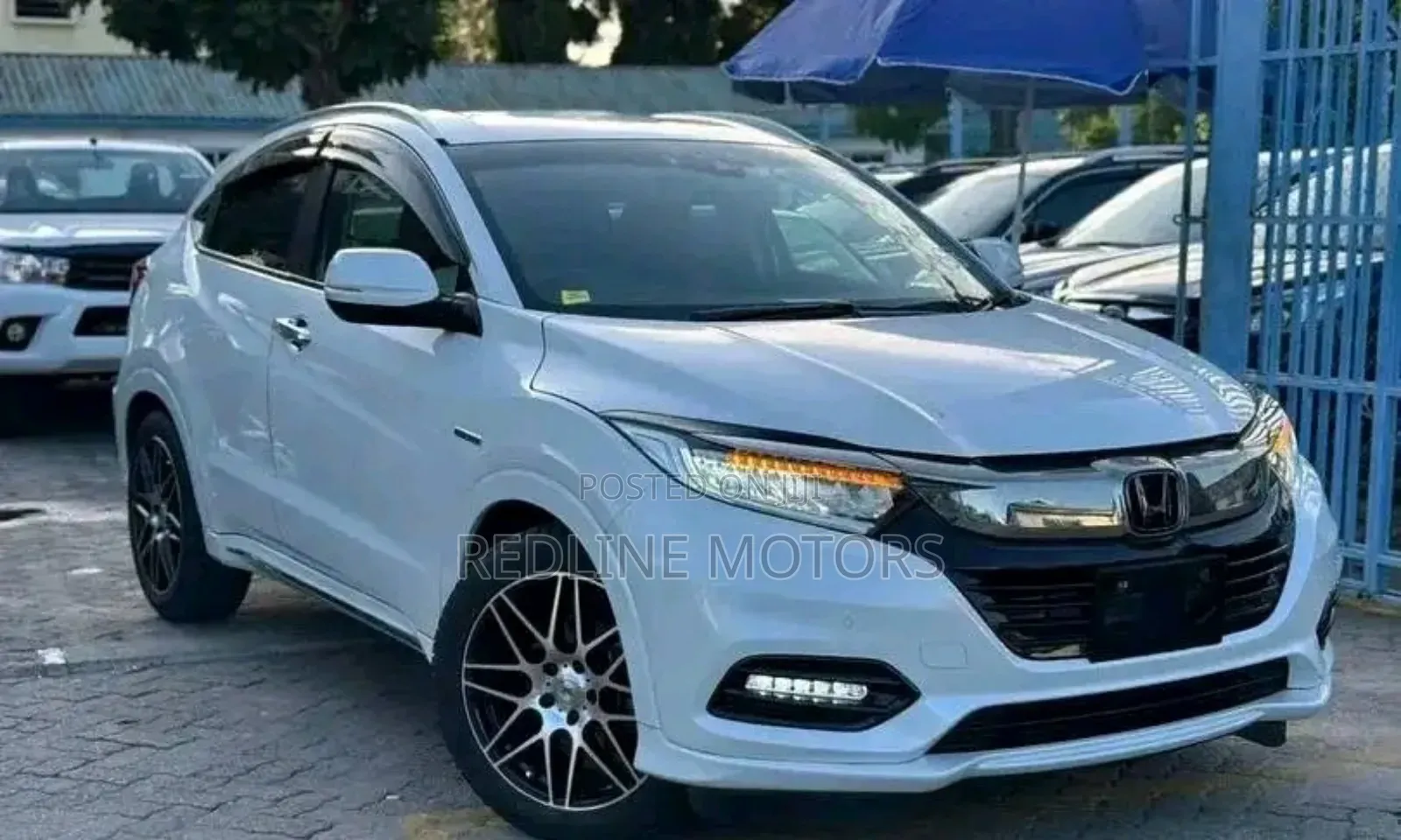 Honda Vezel 2018 White