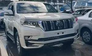 Toyota Land Cruiser Prado 2018 White