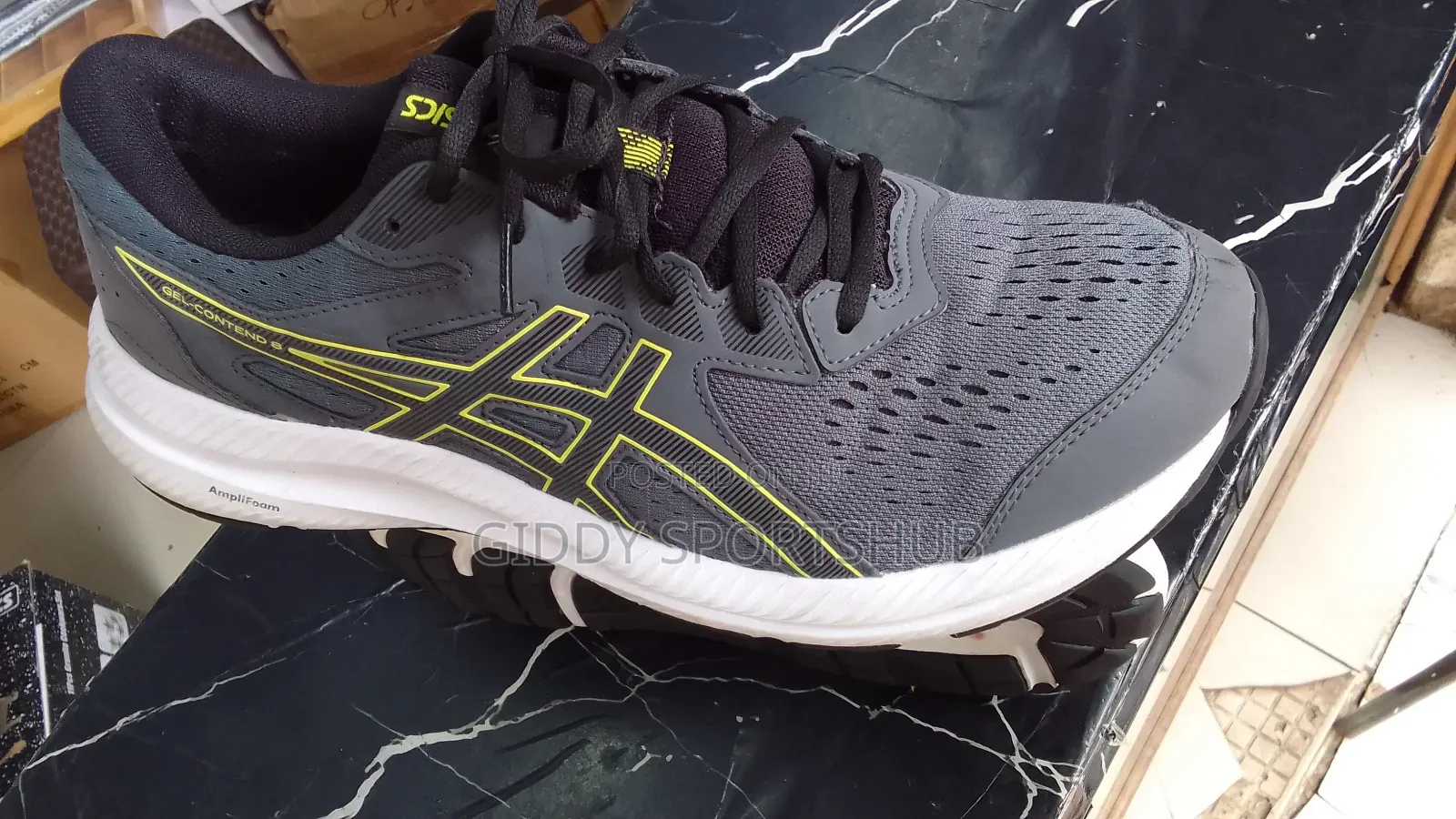 Aasics,Gel-Contend8 Mtumba Size11.5