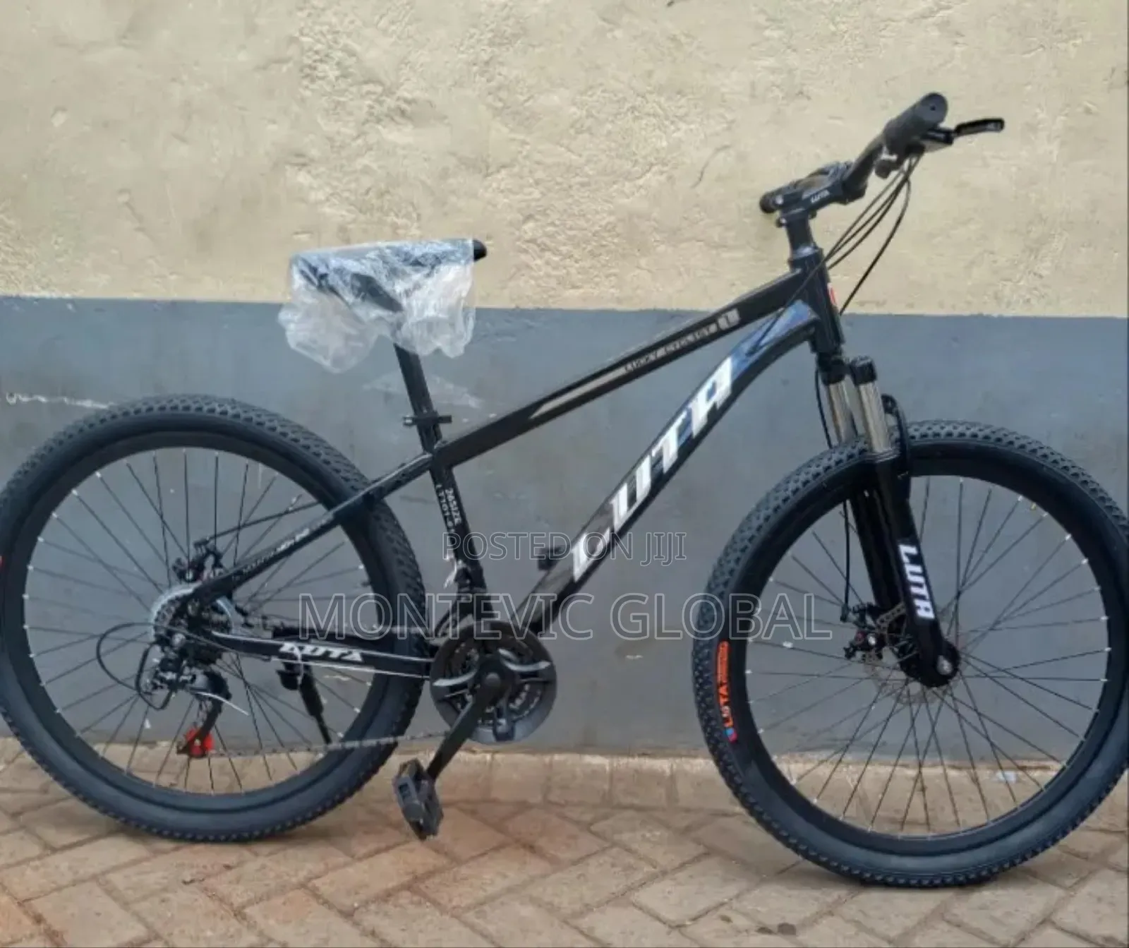 Sports Mountain Bike Size 26 Black