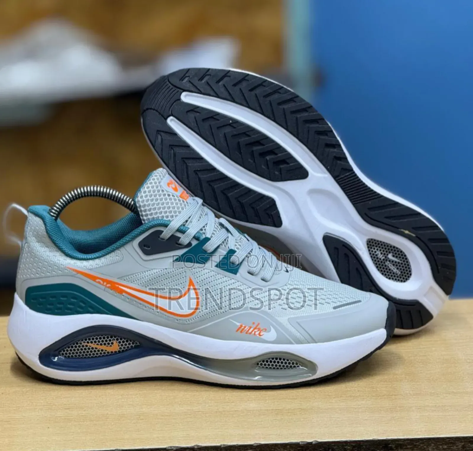 Nike Zoom Size 40 to 45 Grey and Black