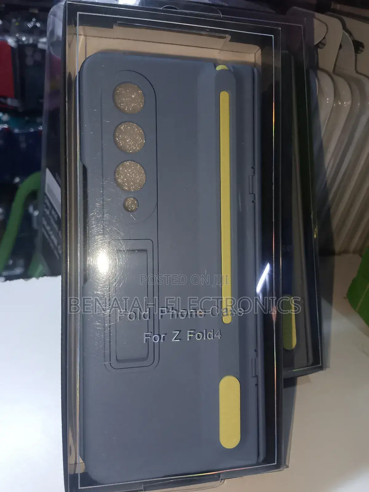 Z Fold4 Compatible Fashion Case(All Colors )