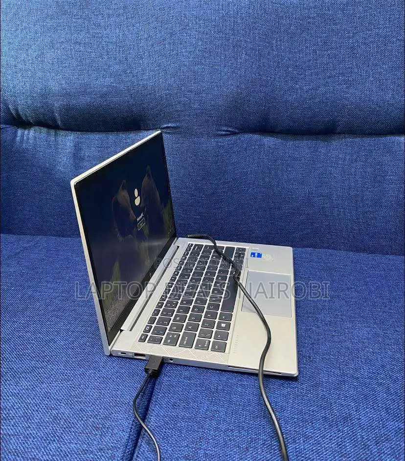 Laptop HP EliteBook 830 G8 16GB Intel Core I5 SSD 256GB