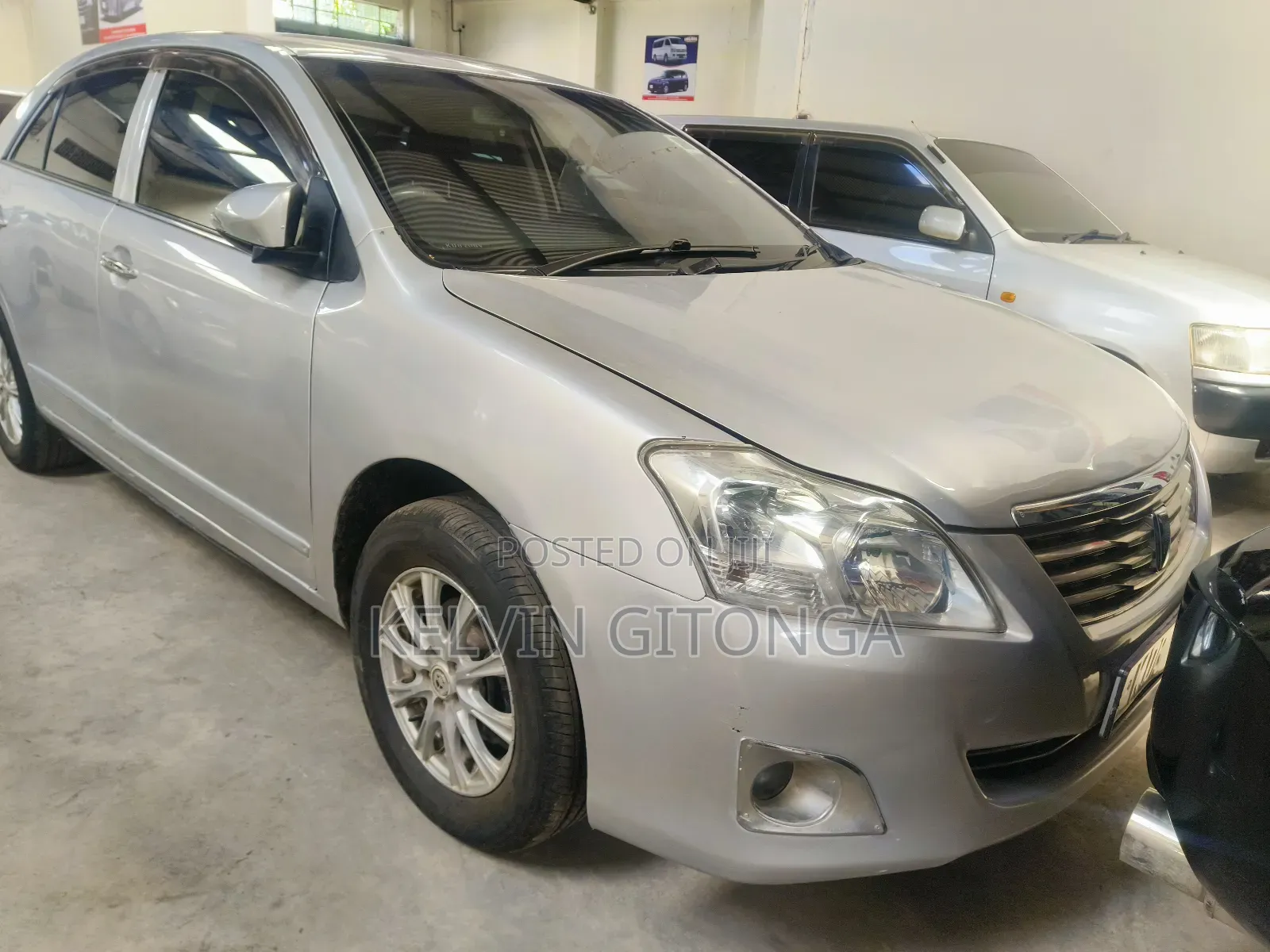 Toyota Premio 2015 Silver