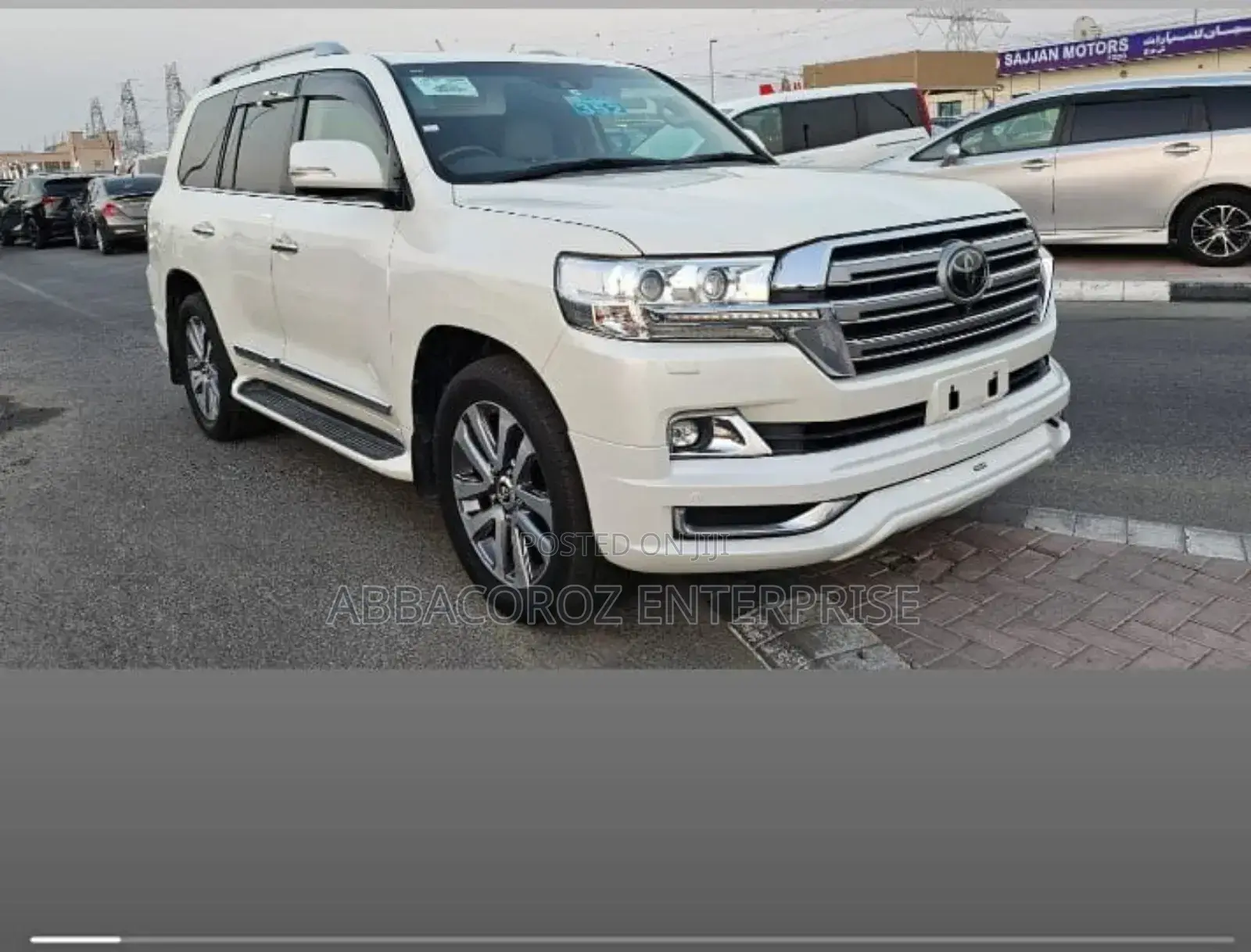 Toyota Land Cruiser 4.6 V8 ZX 2018 Pearl