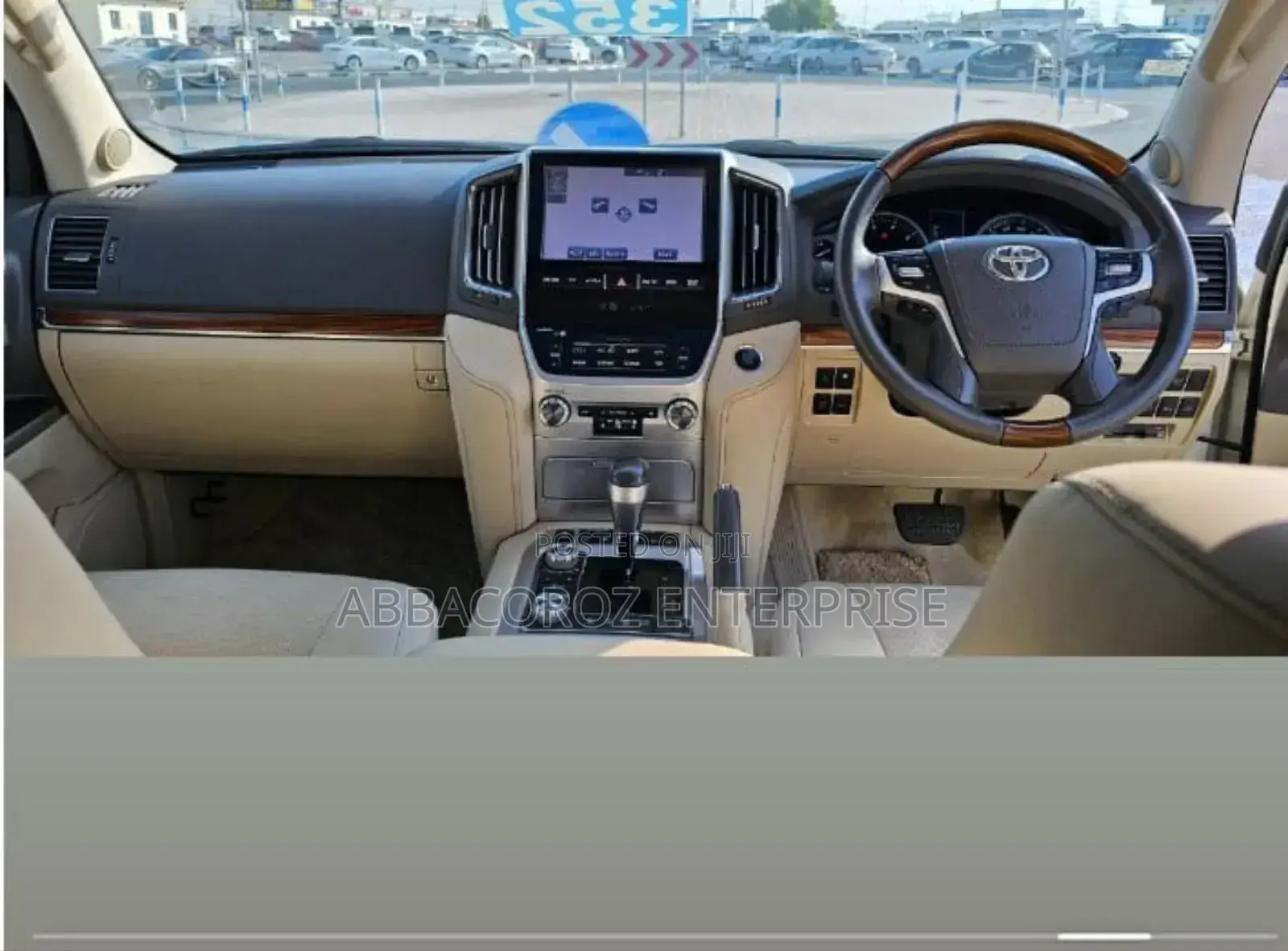 Toyota Land Cruiser 4.6 V8 ZX 2018 Pearl