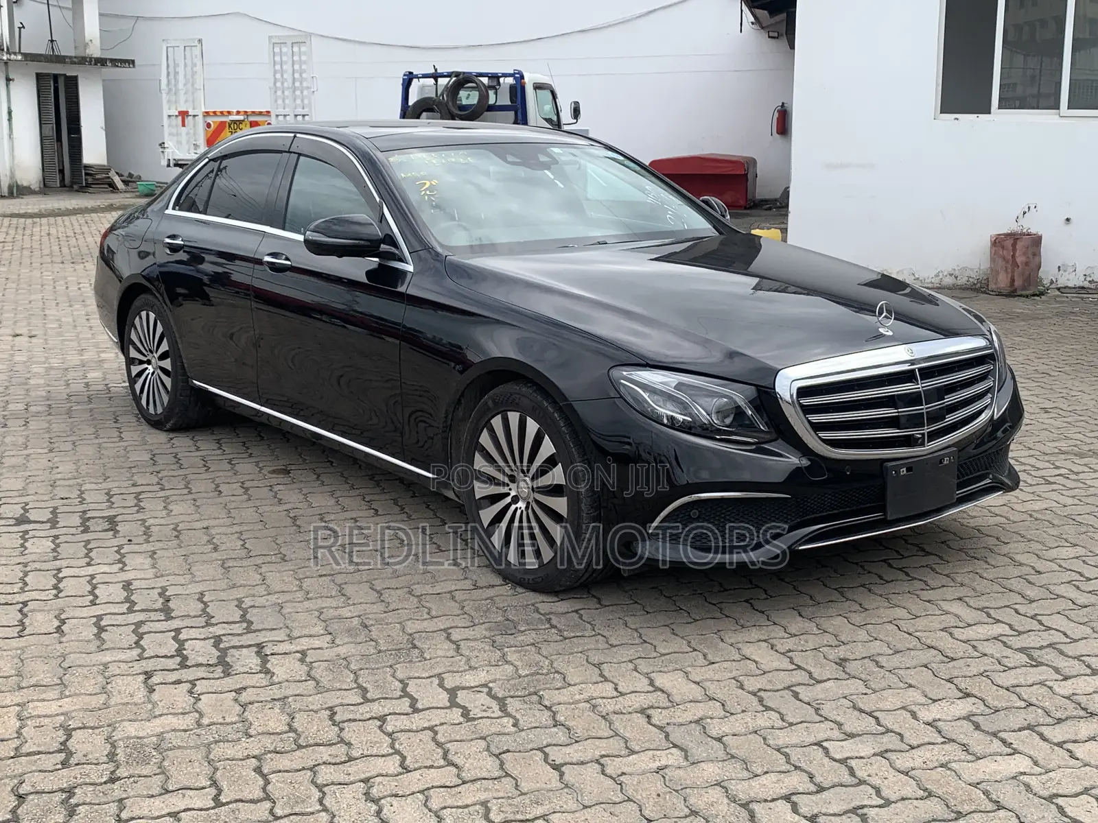 Mercedes-Benz E400 2018 Matt Black