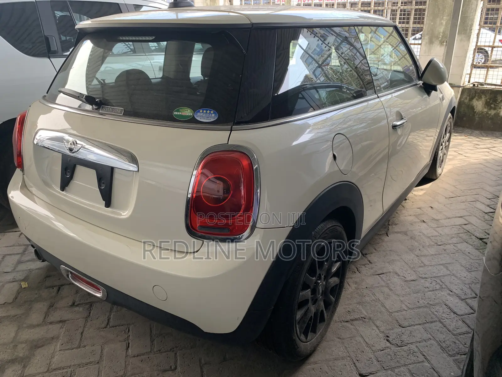 Mini Cooper 2018 Off white