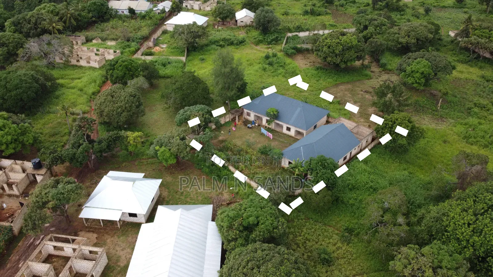6bdrm Apartment in Konamsa Diani, Ukunda for sale