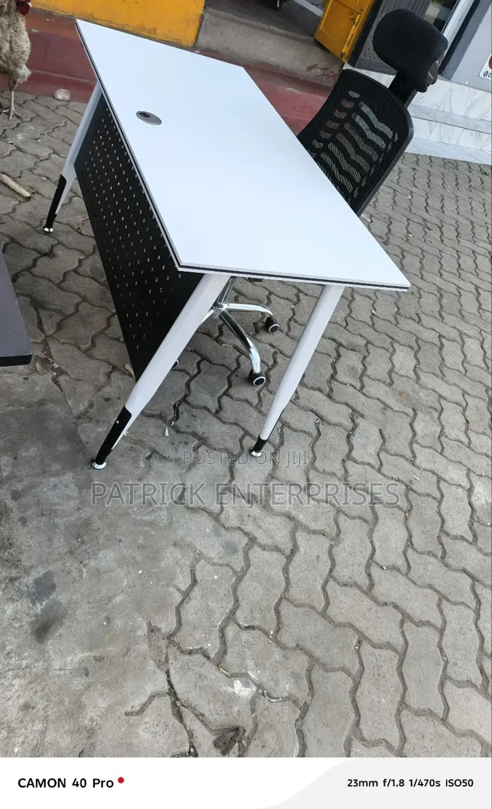 Impoted Modern It/Computer Desk Plus Headrest Stupy Chair