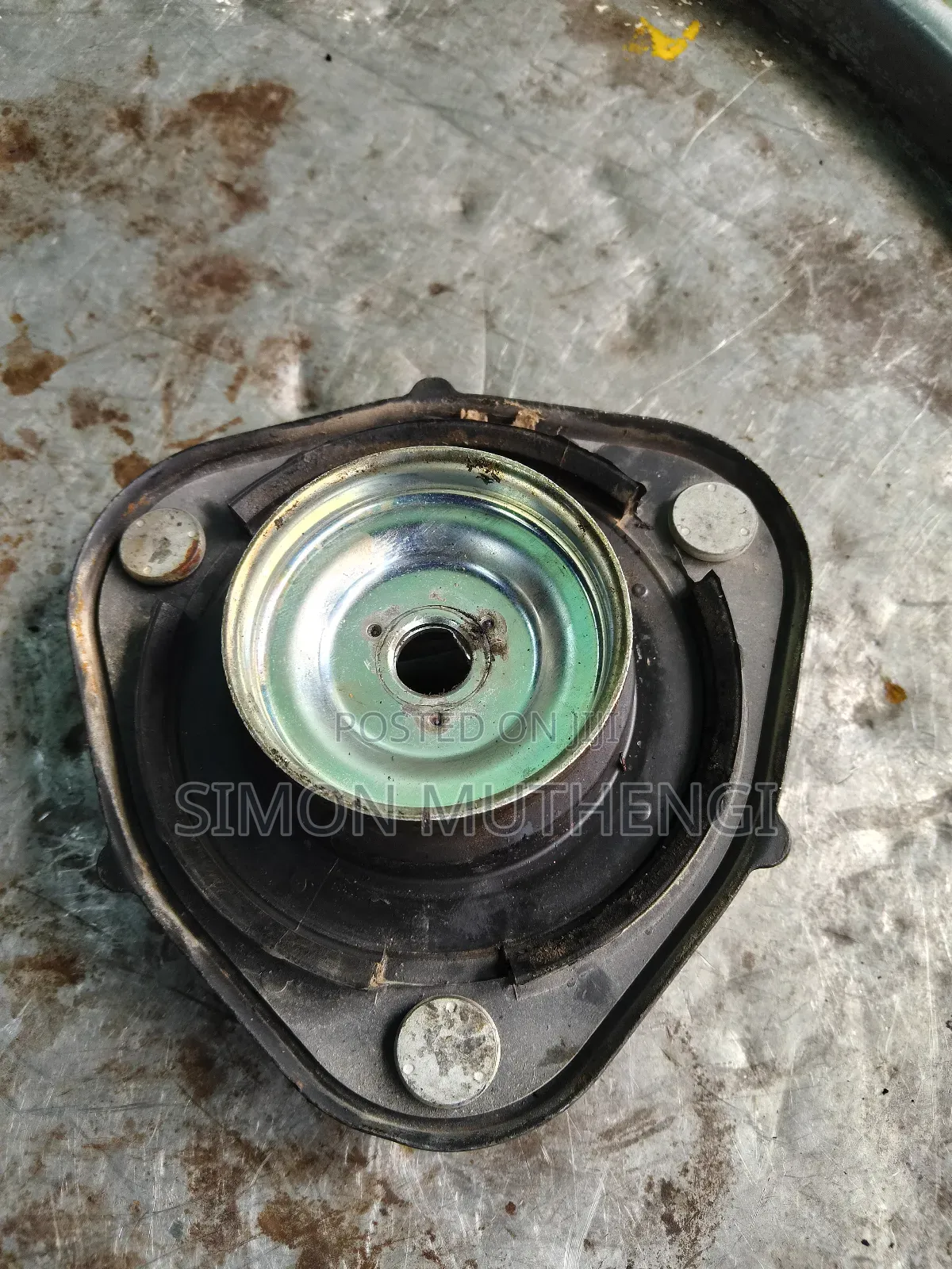 Quality Mountings for Shock (Toyota Noah)