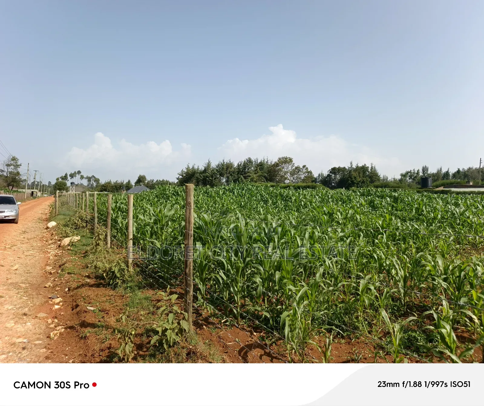 1/2 Acre Rolyton With Title.