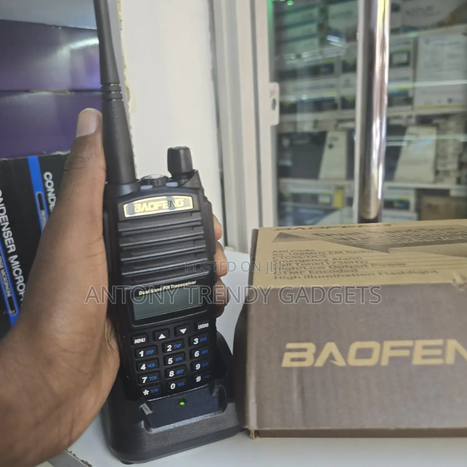 Uv82 Baofeng Radio – Uhf/Vhf, 128 Channels, Long Range