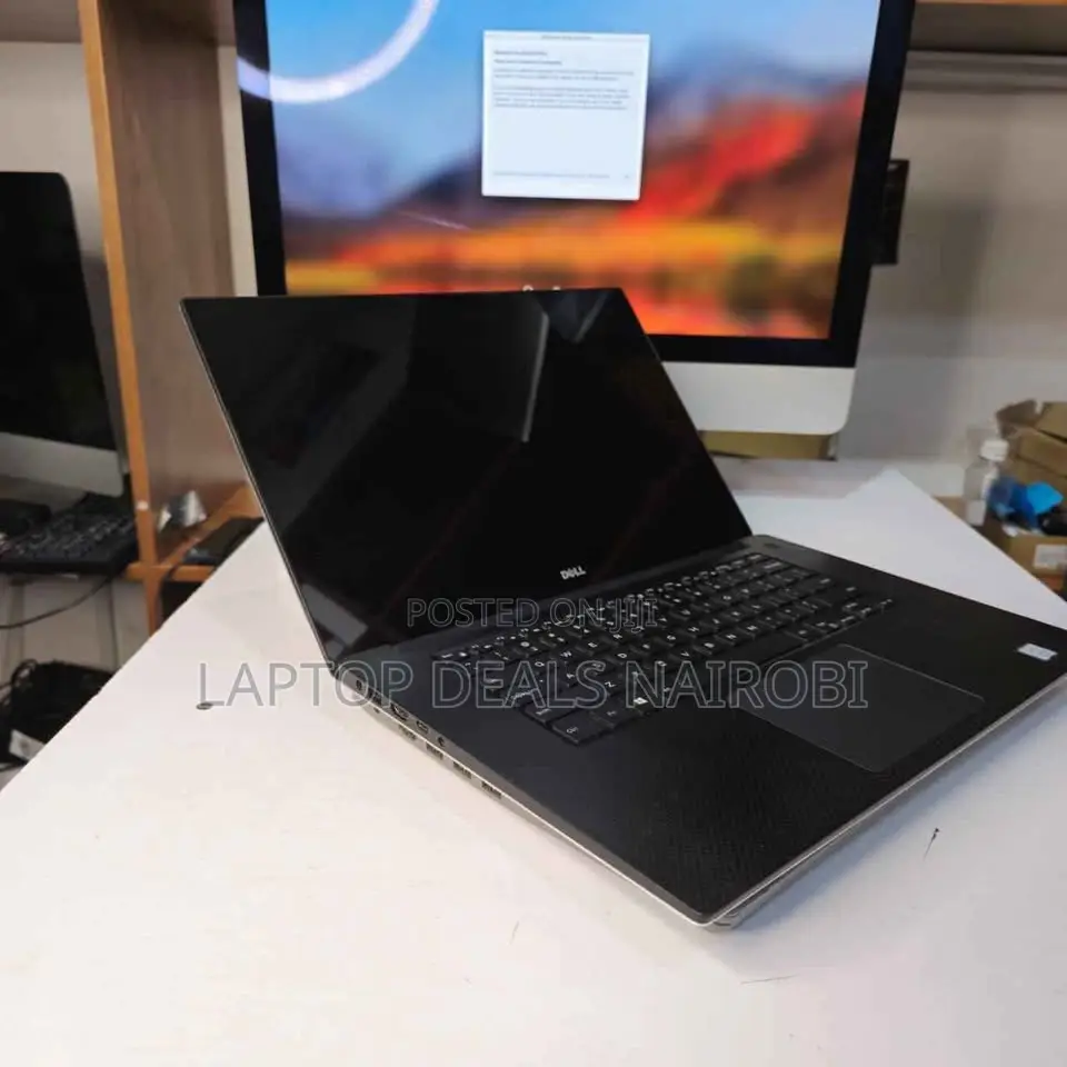 Laptop Dell XPS 15 9560 16GB Intel Core I7 SSD 512GB