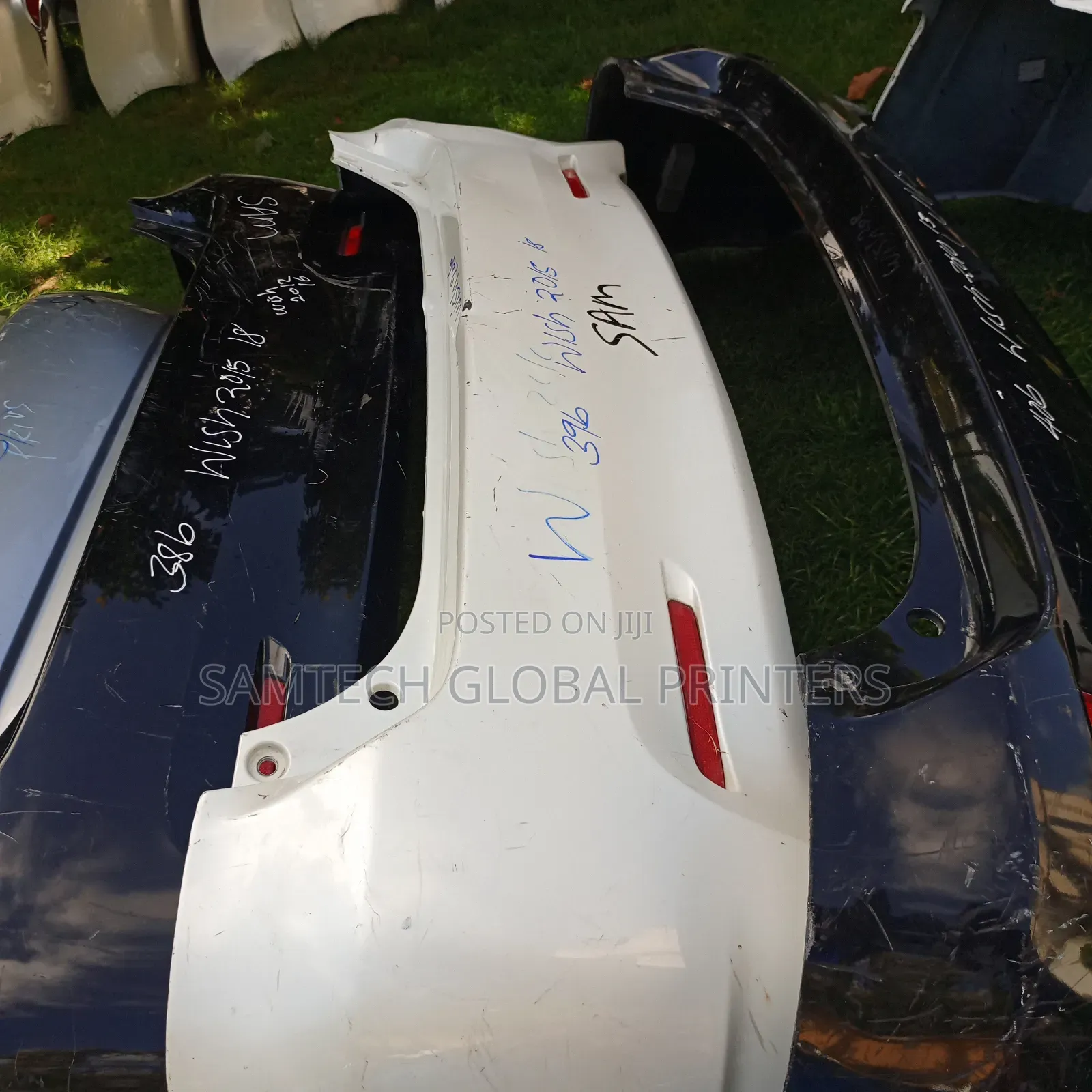 Excellent Quality Toyota Wish Back Bumper