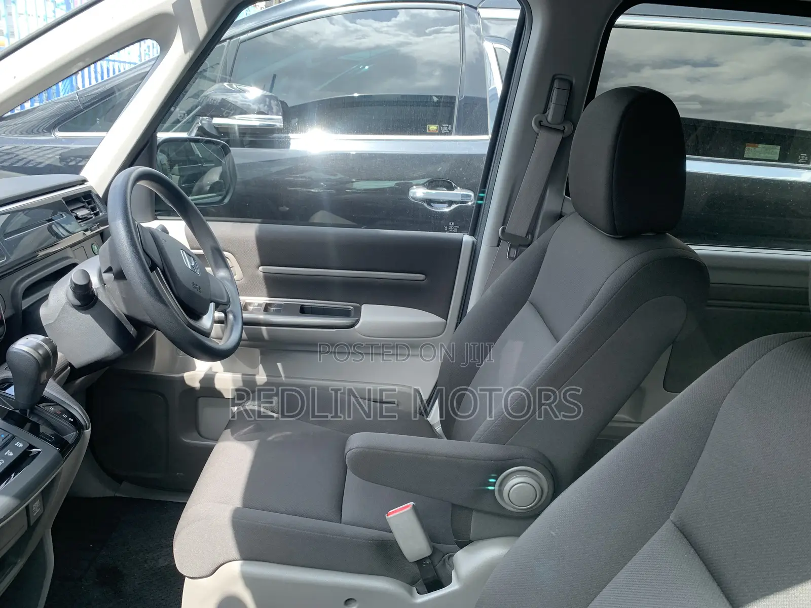 Honda Stepwgn 2018 Gray