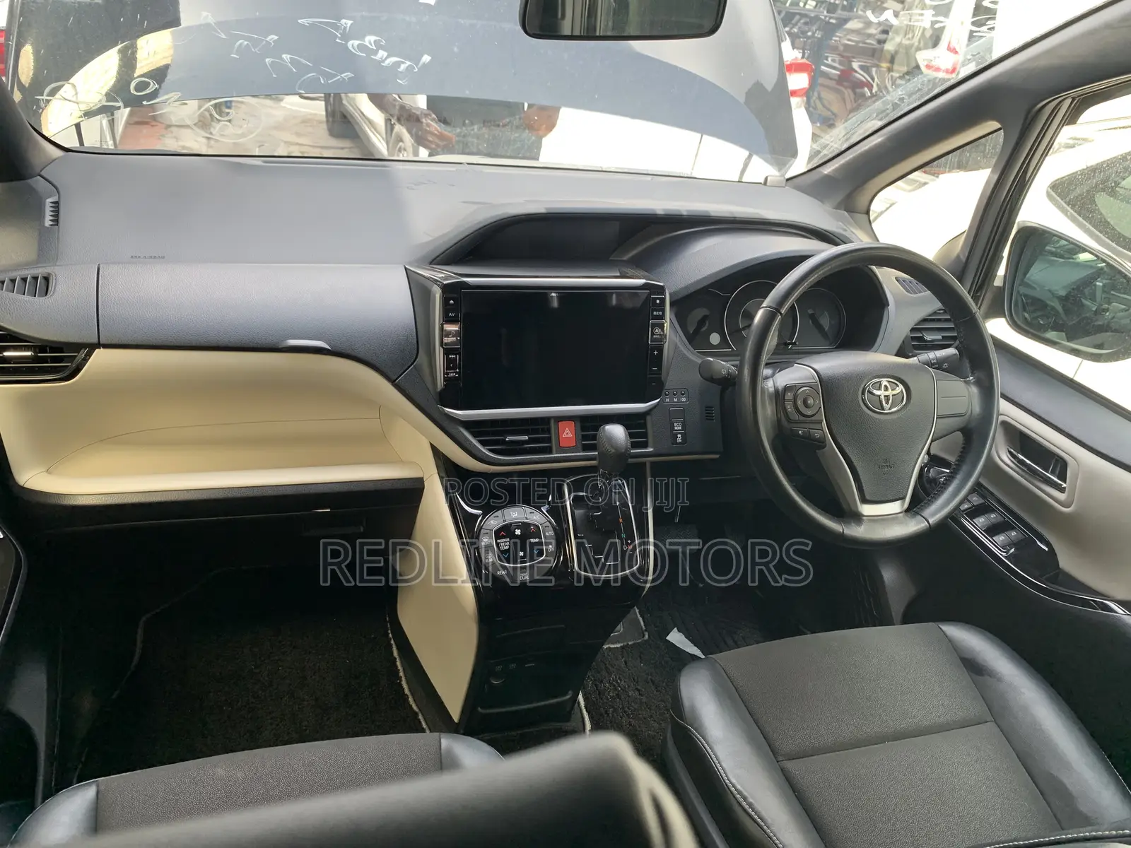 Toyota Voxy 2018 Black