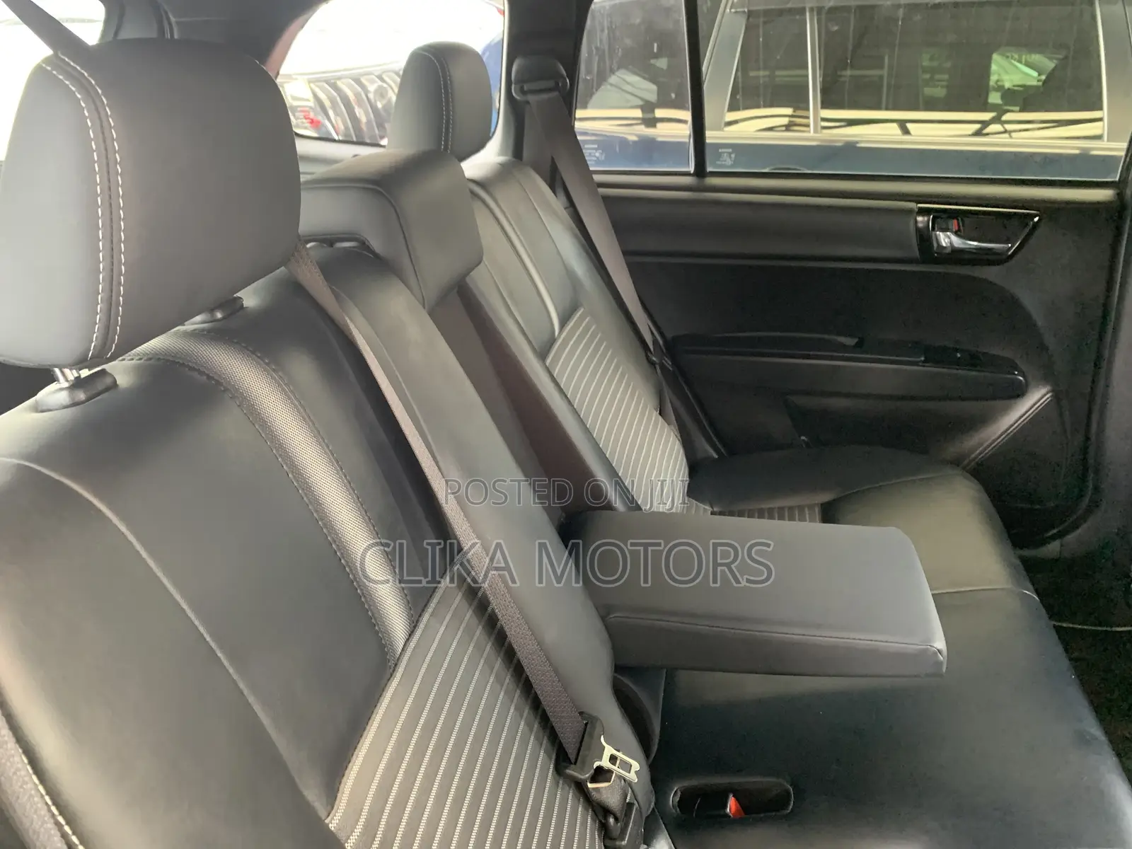 Toyota Corolla Fielder 1.5 Petrol AWD 2018 Matt Black