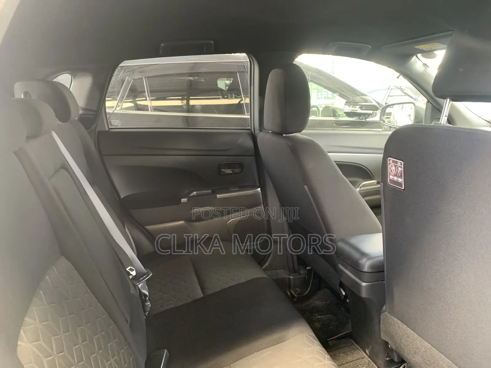 Mitsubishi RVR 2019 Silver
