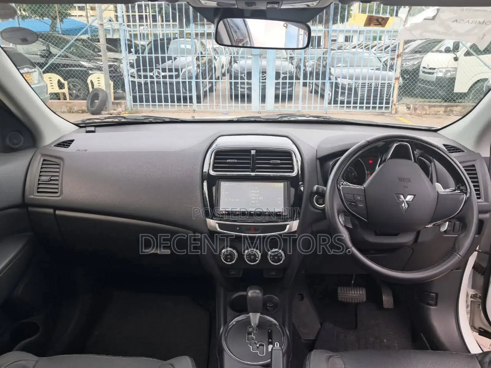 Mitsubishi RVR 2019 White