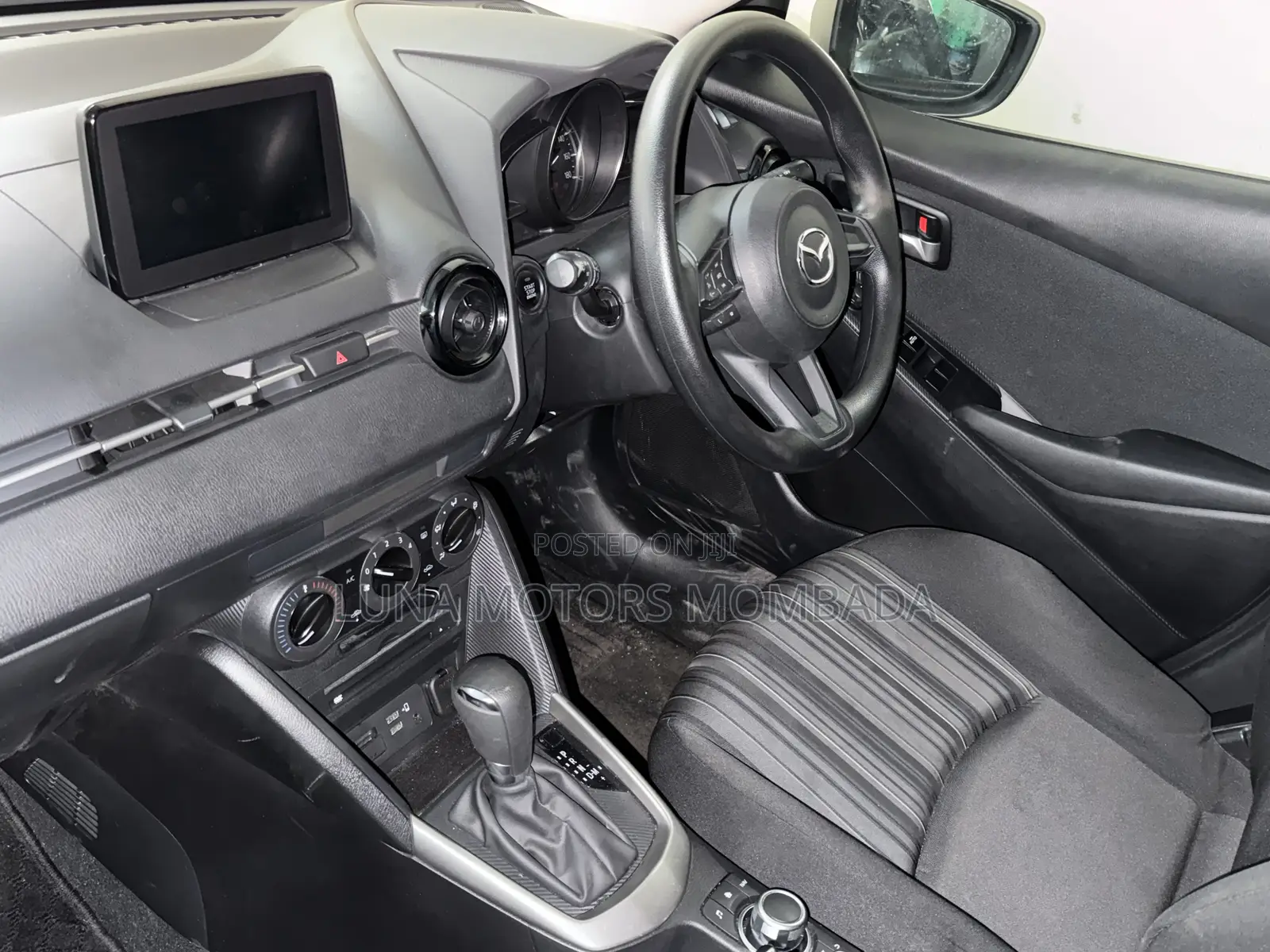 Mazda 2 2019 Blue