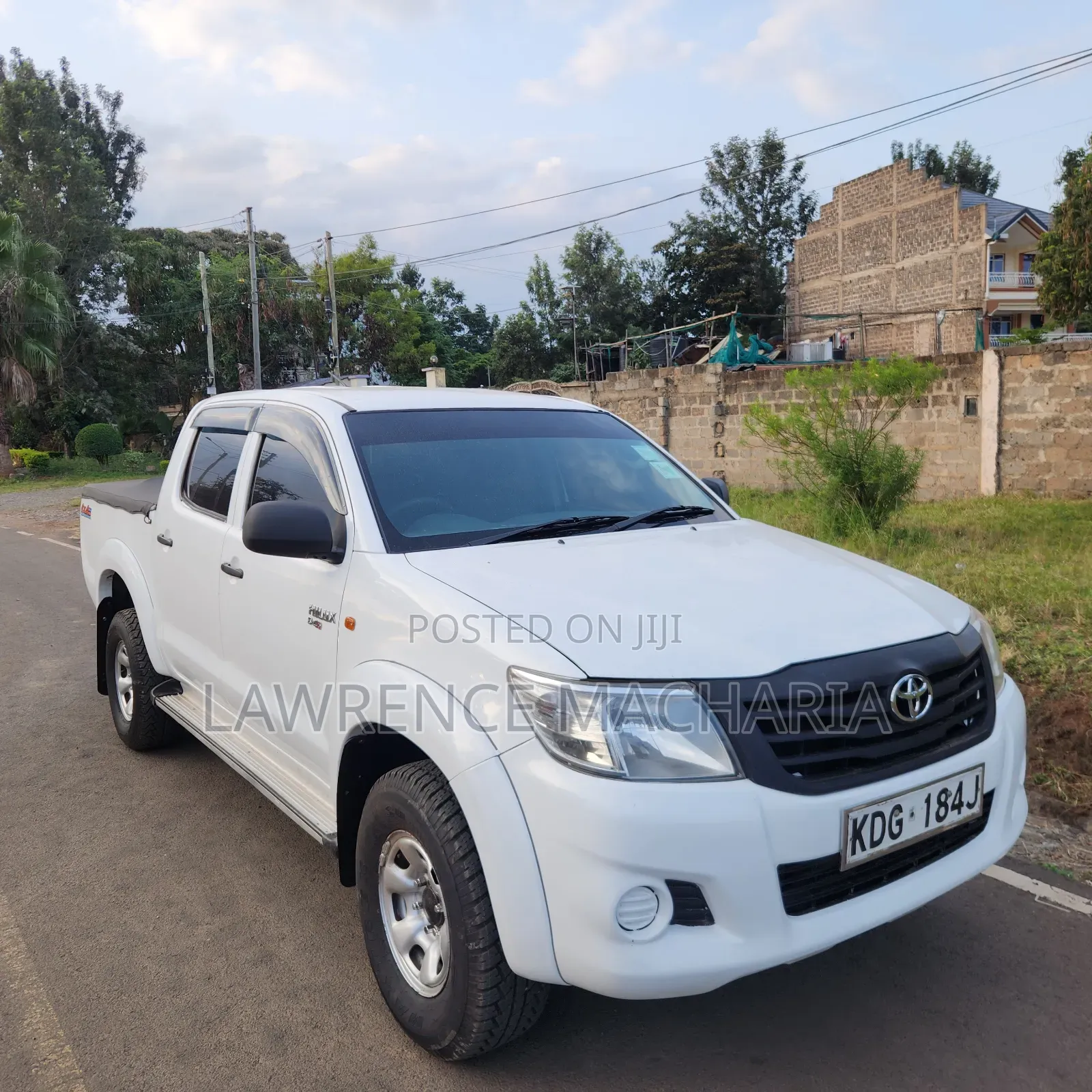 Toyota Hilux 2014 White
