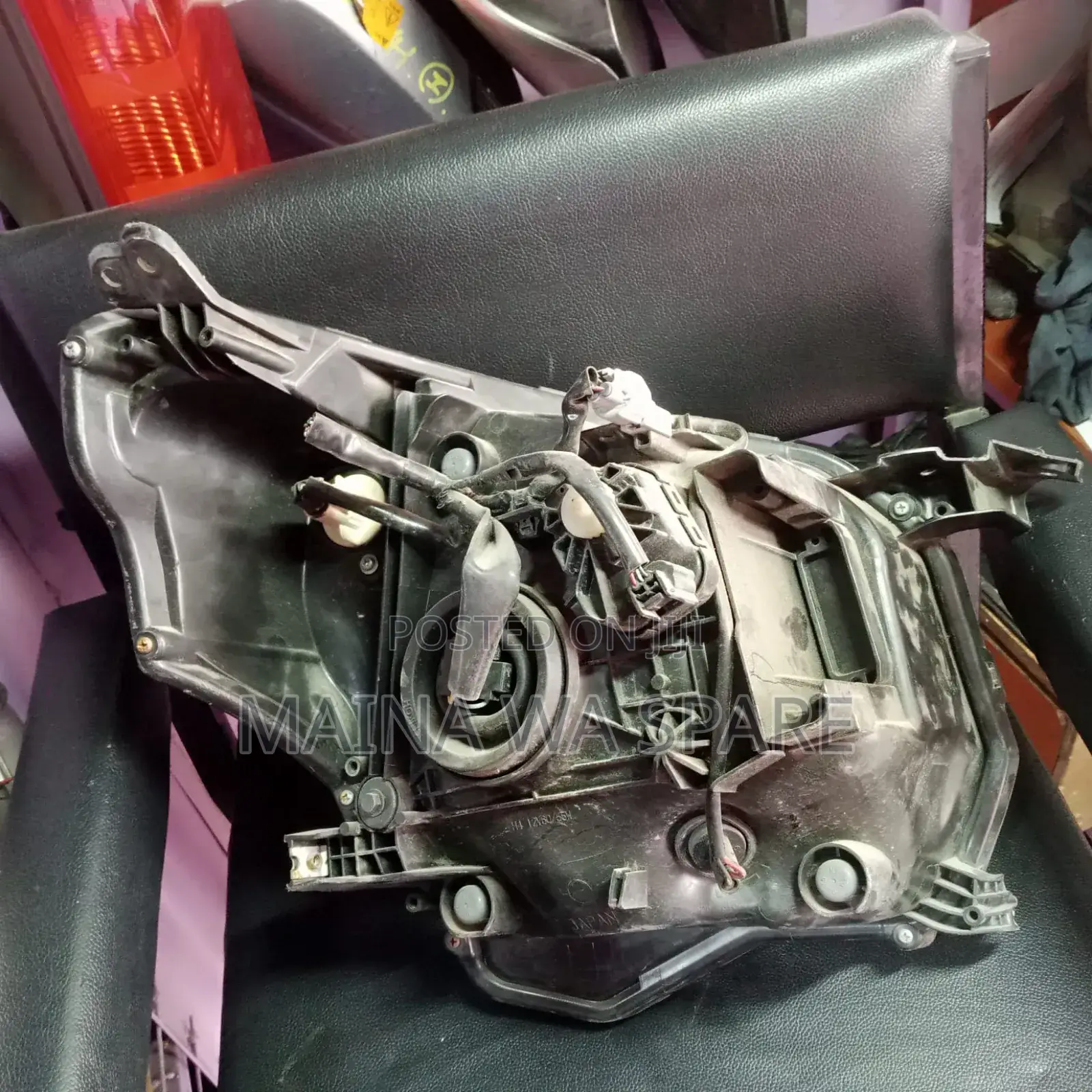 Suzuki Spacia Headlights