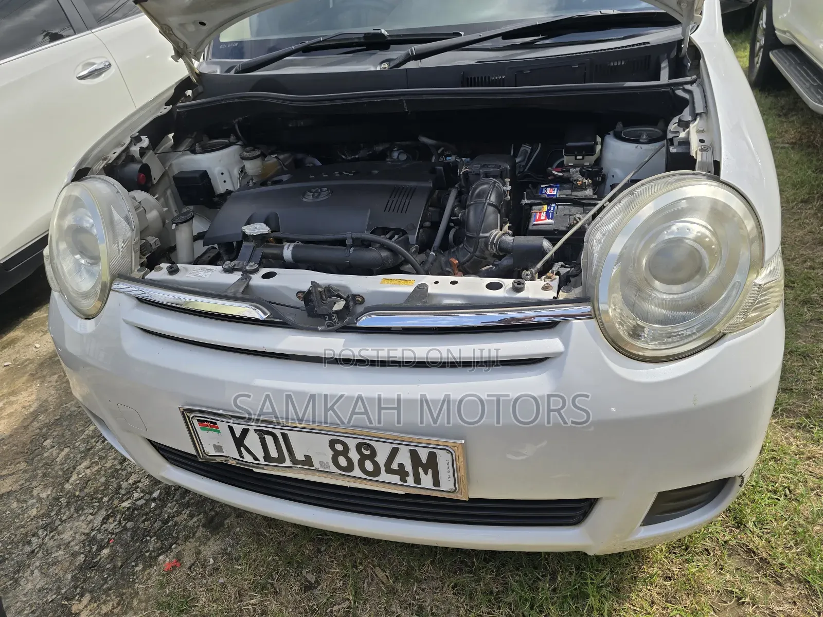 Toyota Sienta 2016 White
