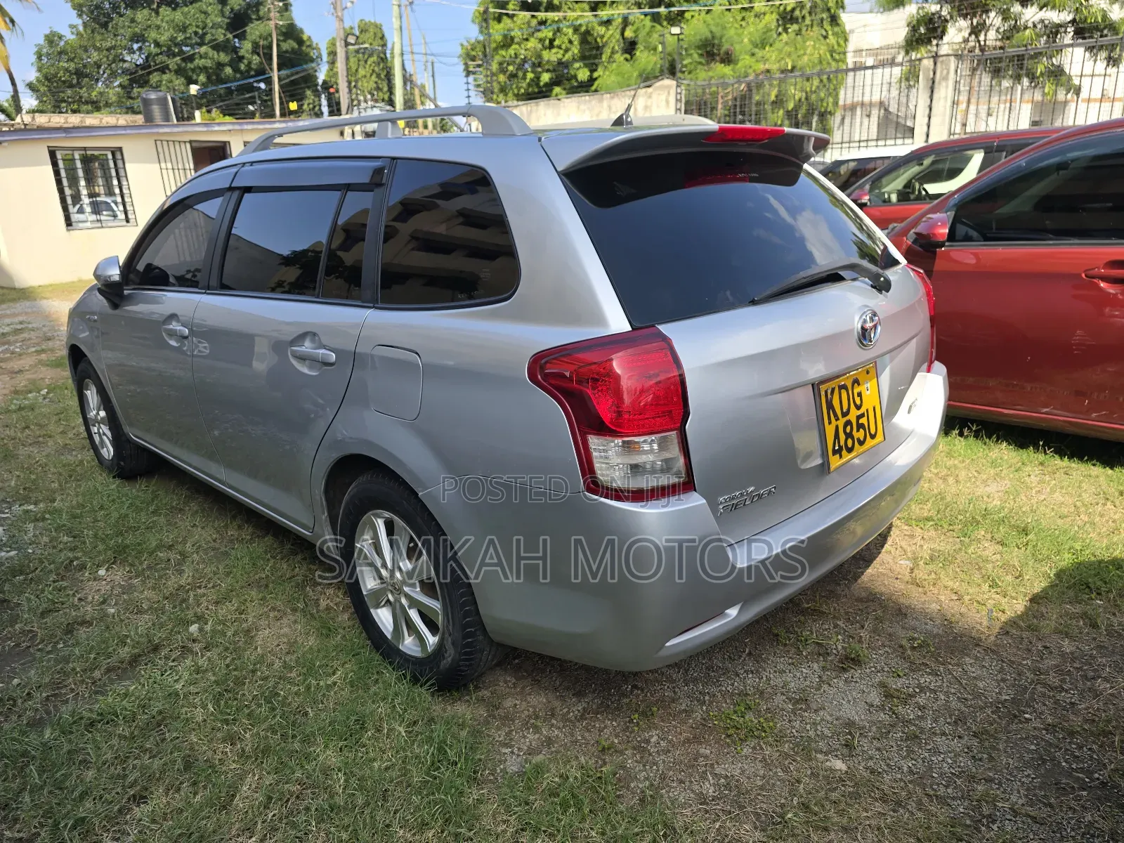Toyota Corolla Fielder 2015 Silver