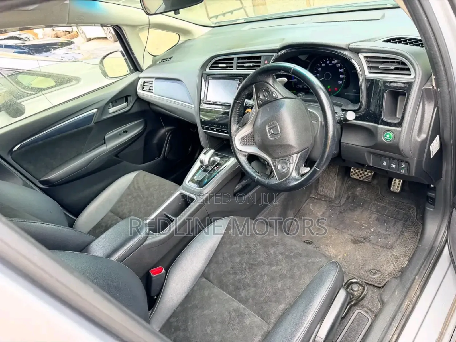 Honda Shuttle 2018 Silver