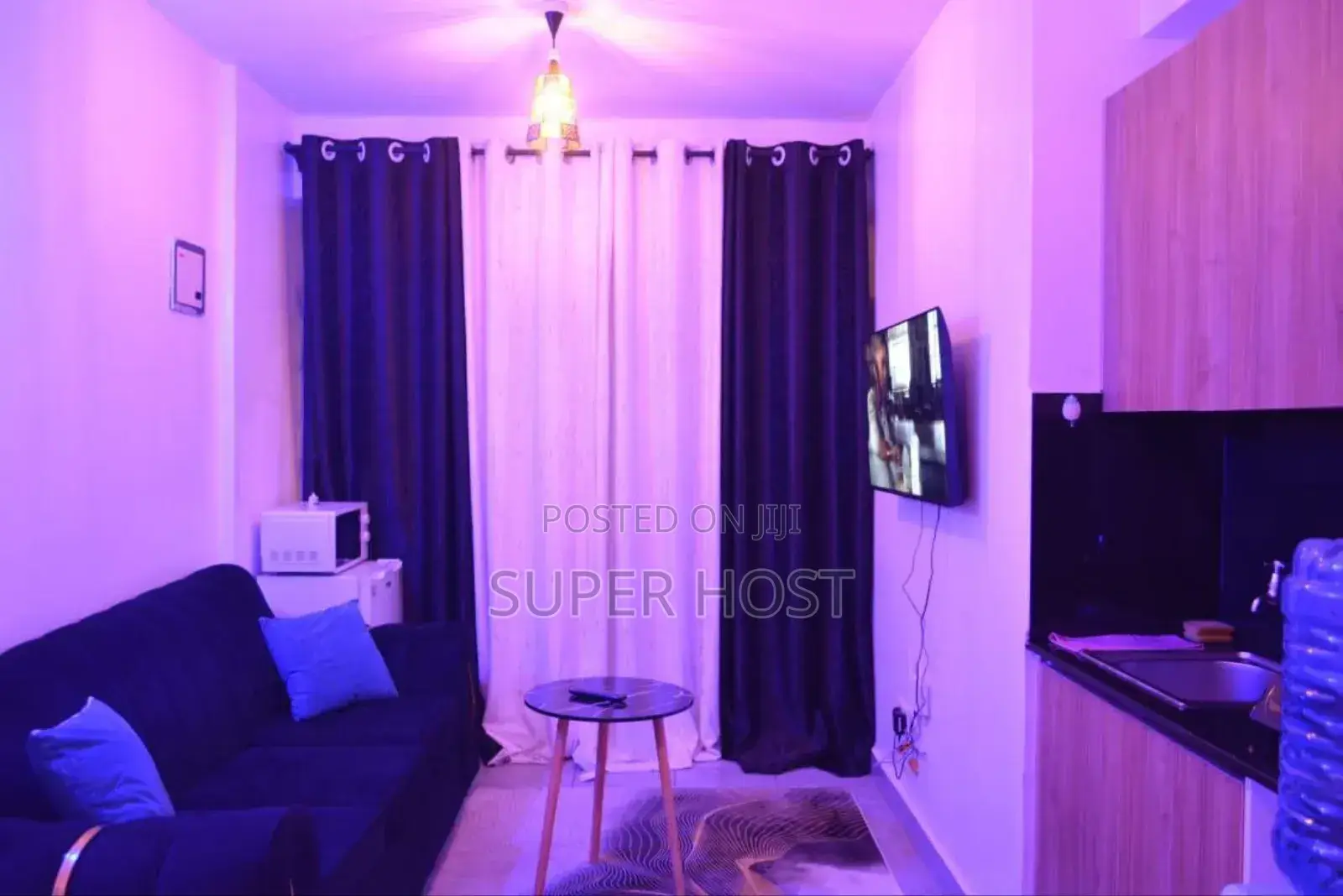 Airbnb Studio Apartment in South B