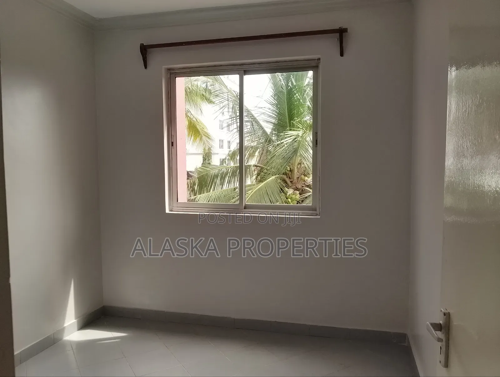 2bdrm Apartment in Beach Road, Nyali for rent