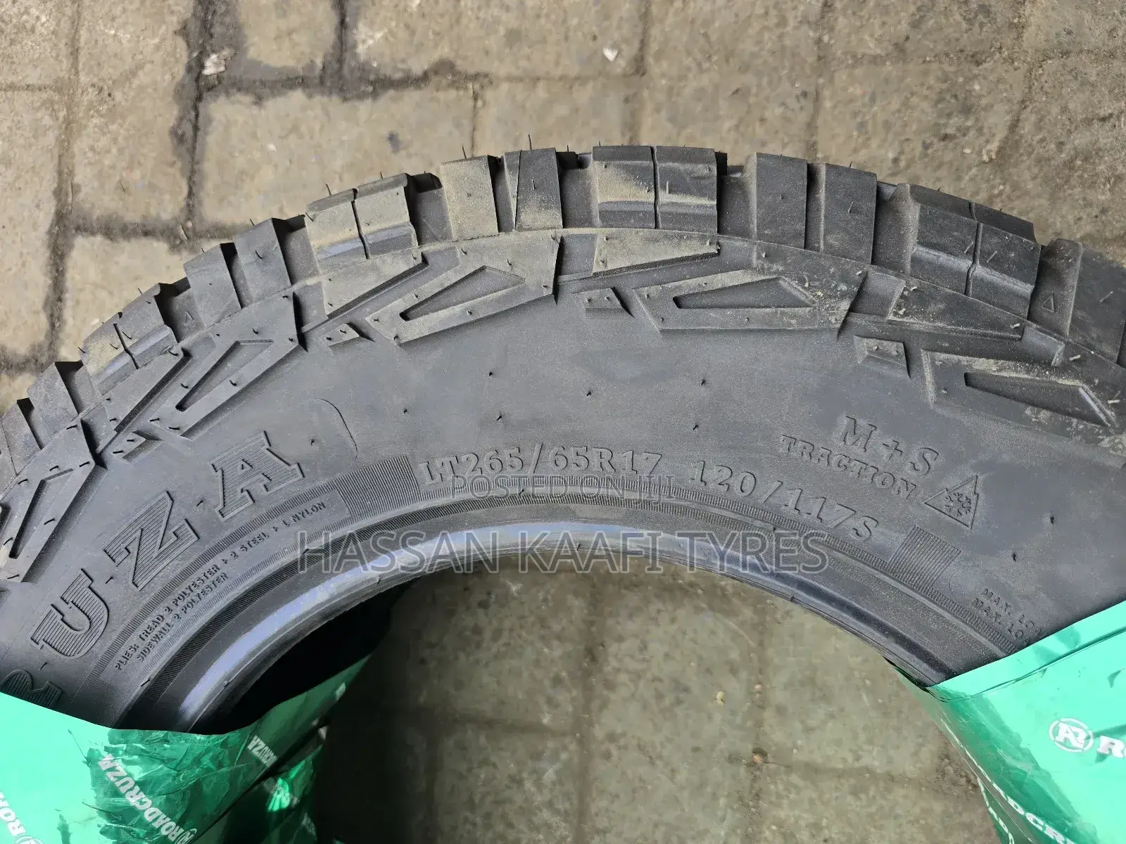 265/65r17 Roadcruza Ra1100