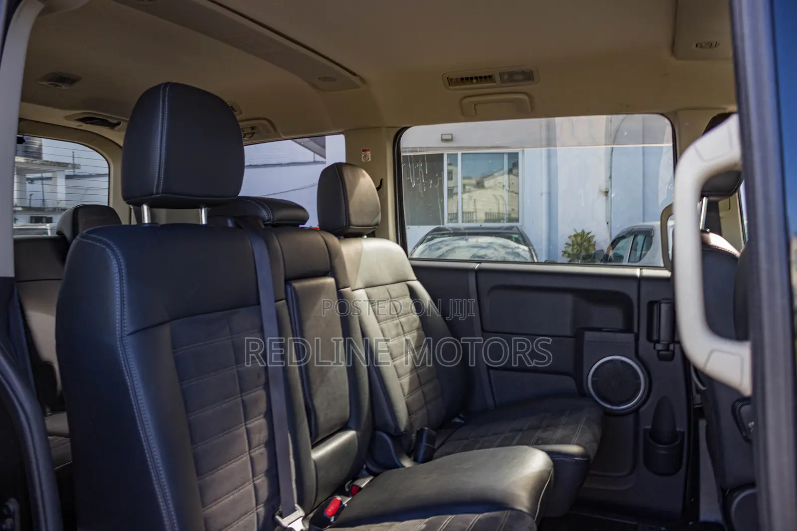 Mitsubishi Delica 2018 Black