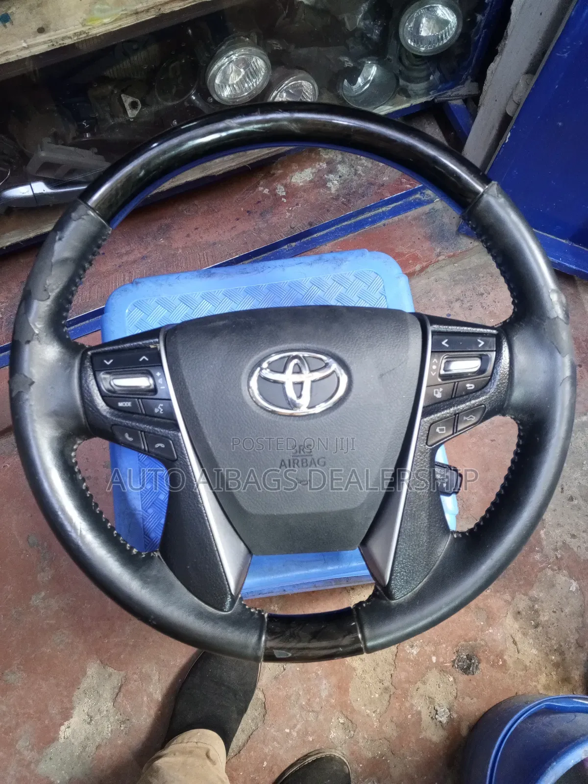 Stearing Wheel Toyota Alphard Model 2020.