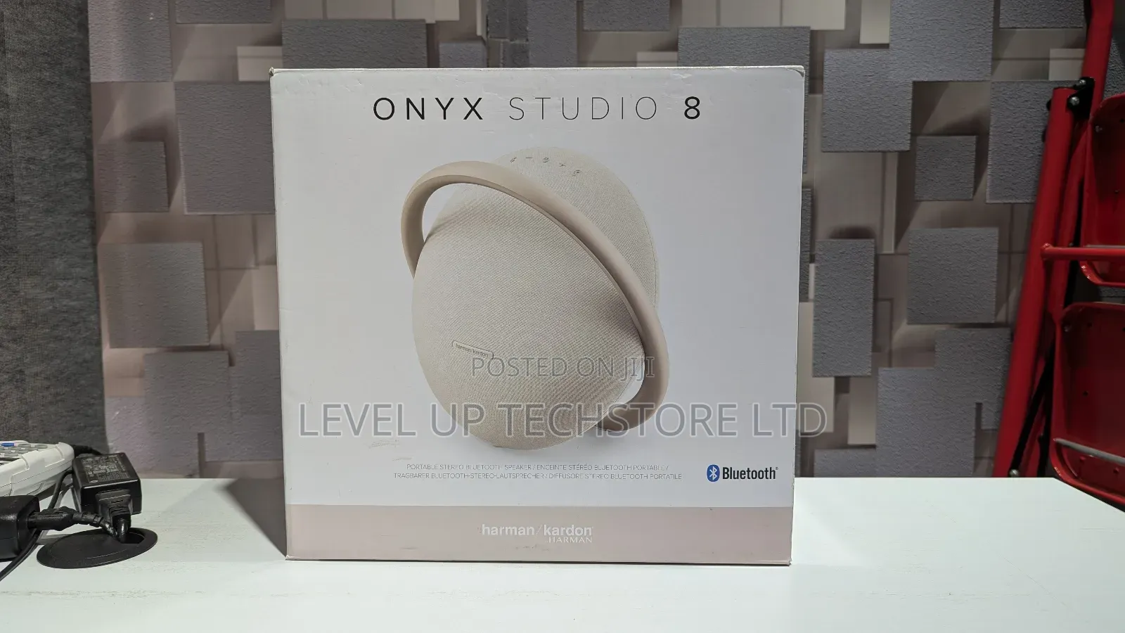 Harman Kardon Onyx Studio 8 Wireless Bluetooth V.3.0